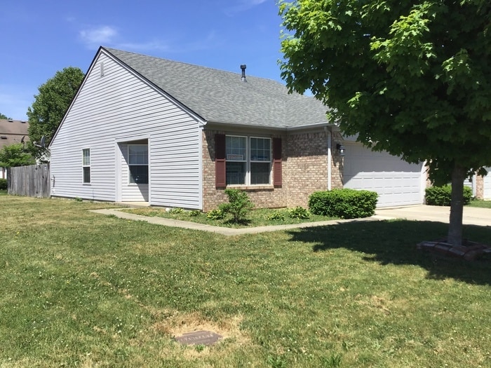 Building Photo - 6474 Titania Dr