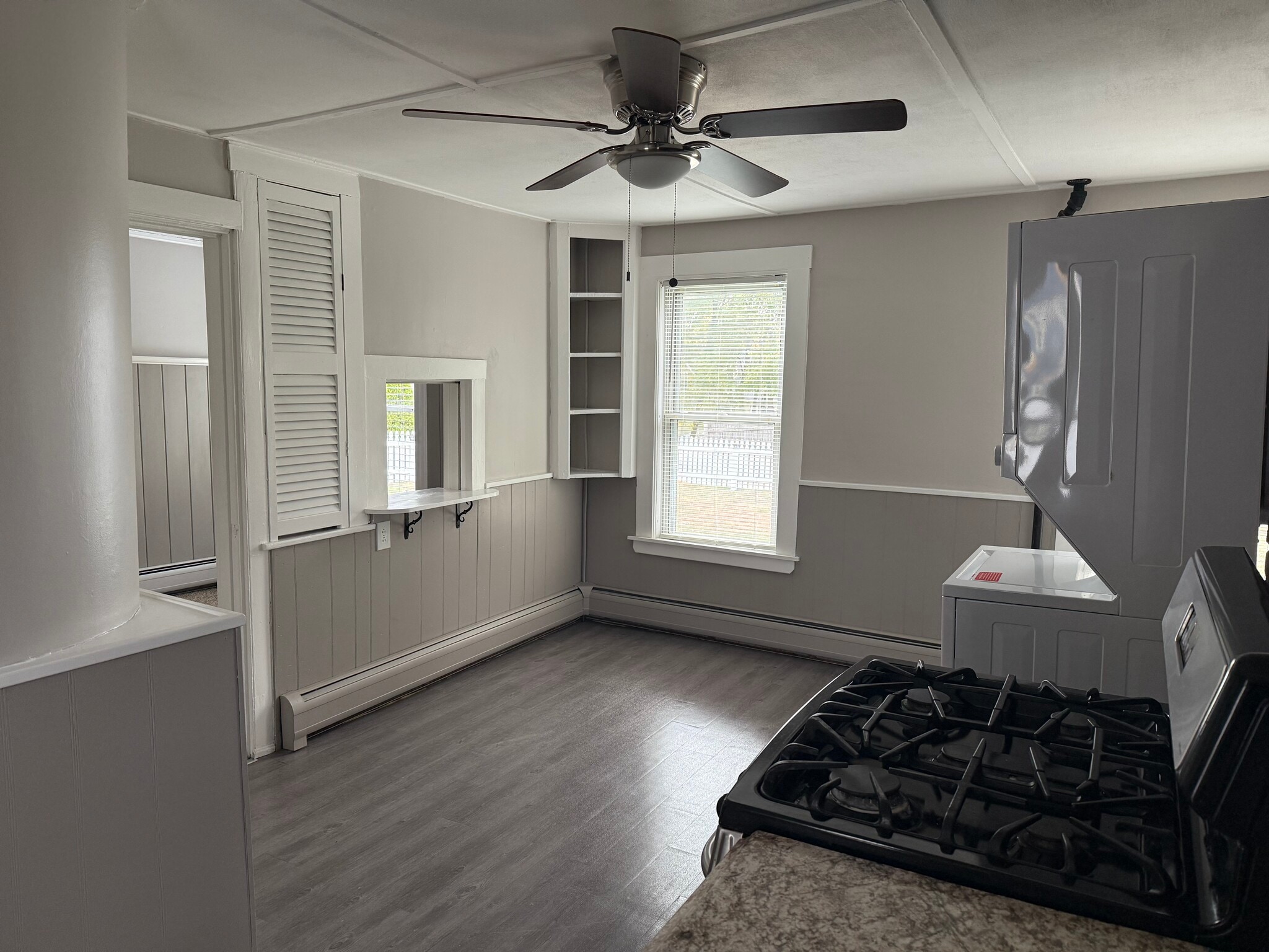 Building Photo - 71 Keeley St