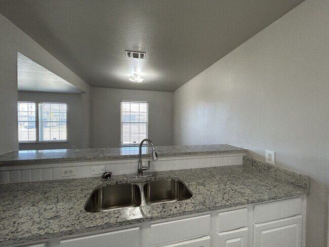 Building Photo - 8846 Old Sky Harbor Dr