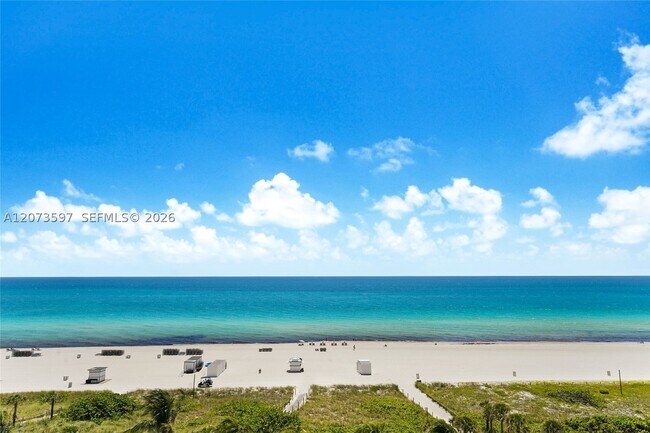 Building Photo - 5875 Collins Ave