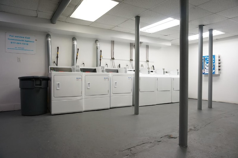 Building Photo - 110 Warren St