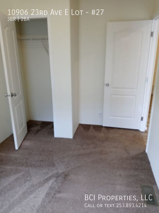 Building Photo - 10906 23rd Ave E