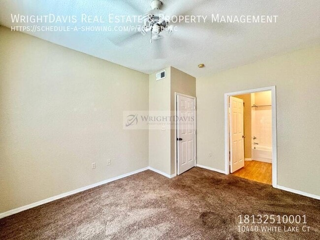 Building Photo - 10440 White Lake Ct