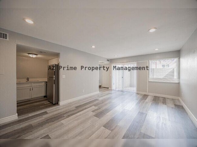 Building Photo - 2674 N 43rd Ave