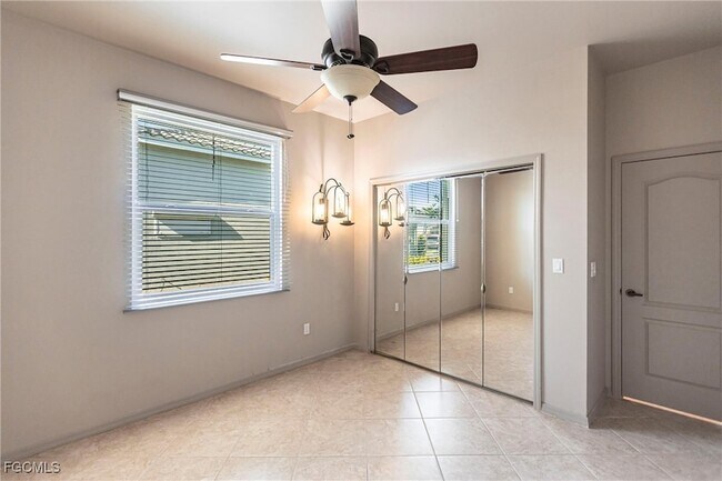 Building Photo - 8361 Trentwood Ct