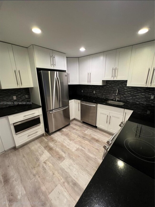 Building Photo - 10425 SW 112th Ave