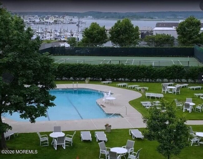 Building Photo - 1 Channel Dr