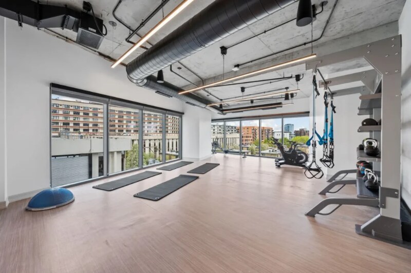 Building Photo - 800 N Cleveland Ave