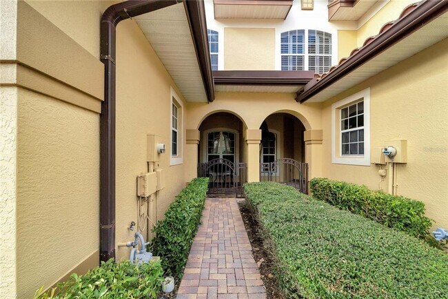 Building Photo - 8436 Miramar Way