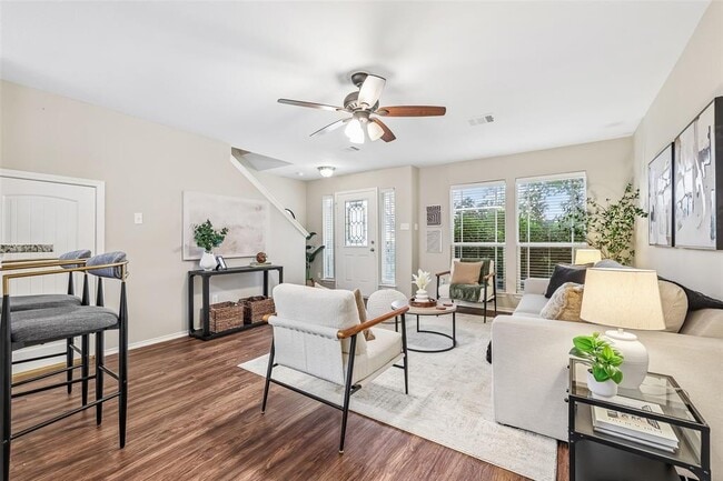 Building Photo - 1808 Enchanted Rock Dr