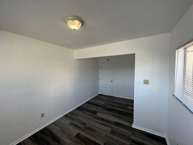 Building Photo - 2609 E Wall St