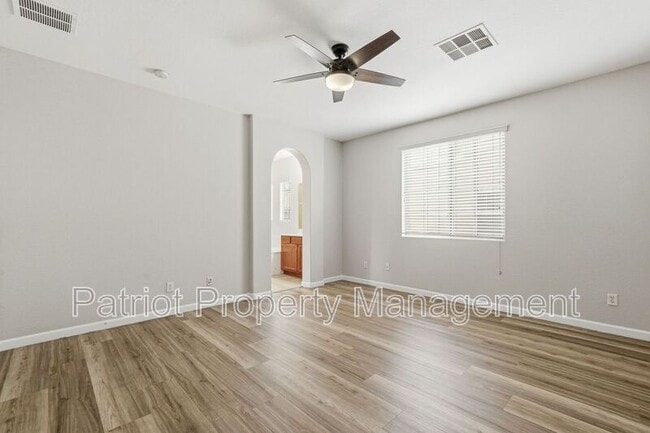 Building Photo - 13441 N 151st Dr