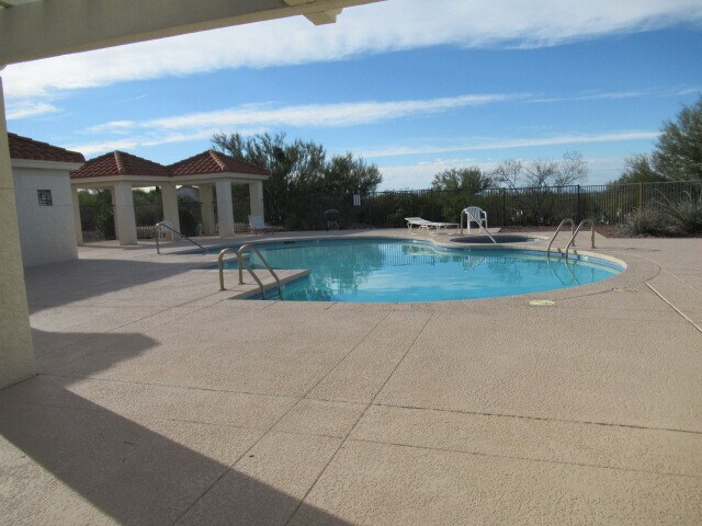 Building Photo - Large (3,825"), Beautiful & Luxurious Eastside Home with Breathtaking Mtn. Views.