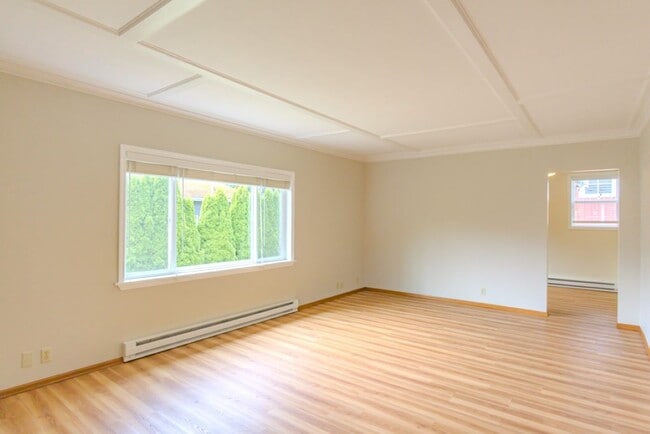 Building Photo - 4Bd/2Ba Seattle House