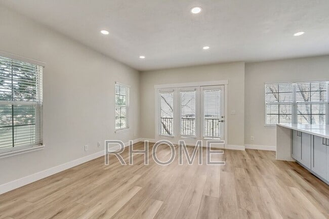 Building Photo - 105 Chandlerpoint Way