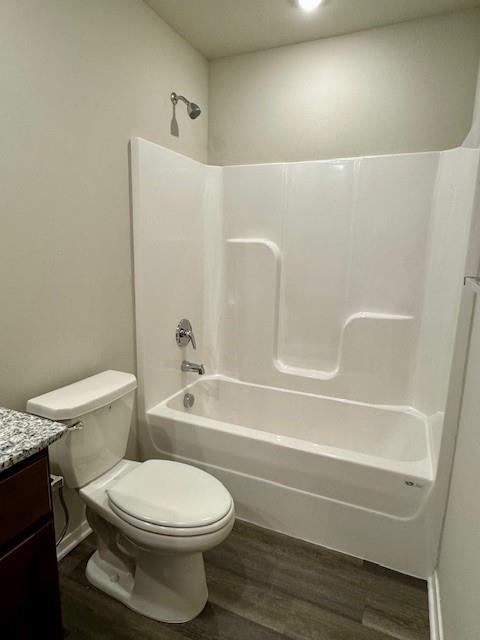 Building Photo - 2440 N Raven Ln