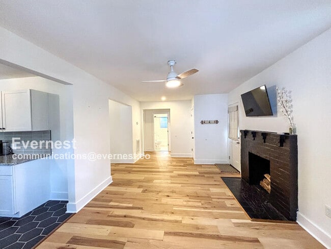Building Photo - 4422 Edelweiss St