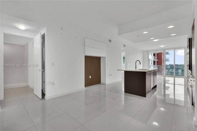 Building Photo - 7751 NW 107th Ave