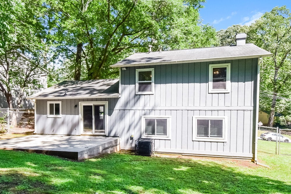 Building Photo - 3210 Fescue Cir