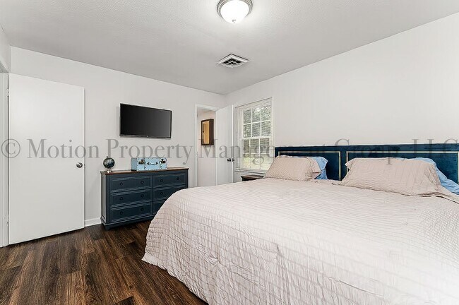 Building Photo - 1532 Olivet Ct