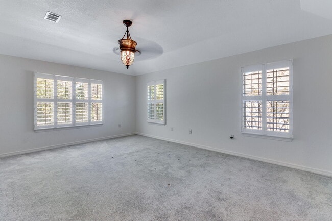 Building Photo - 314 Tequesta Dr