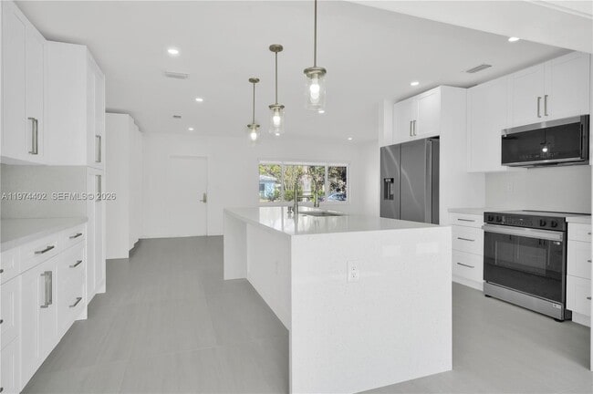 Building Photo - 7030 SW 58th St