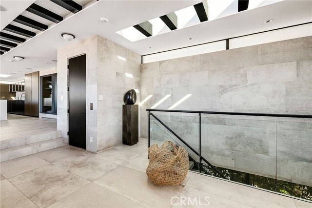 Building Photo - 121 25th St