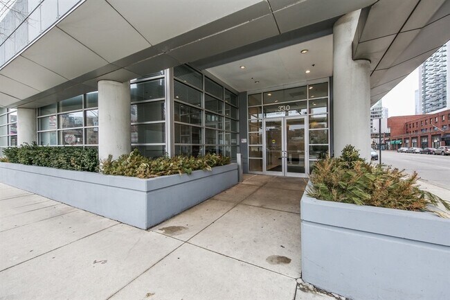 Building Photo - 330 W Grand Ave