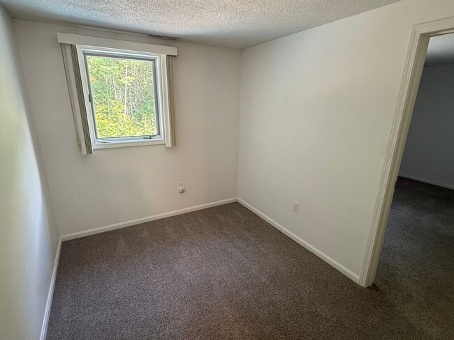 Building Photo - 257 Weirs Blvd