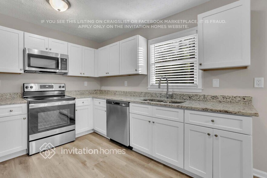 Building Photo - 528 Rockborough Terrace