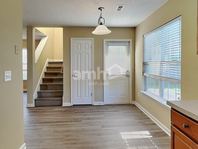 Building Photo - 3626 Sunset Hollow Dr