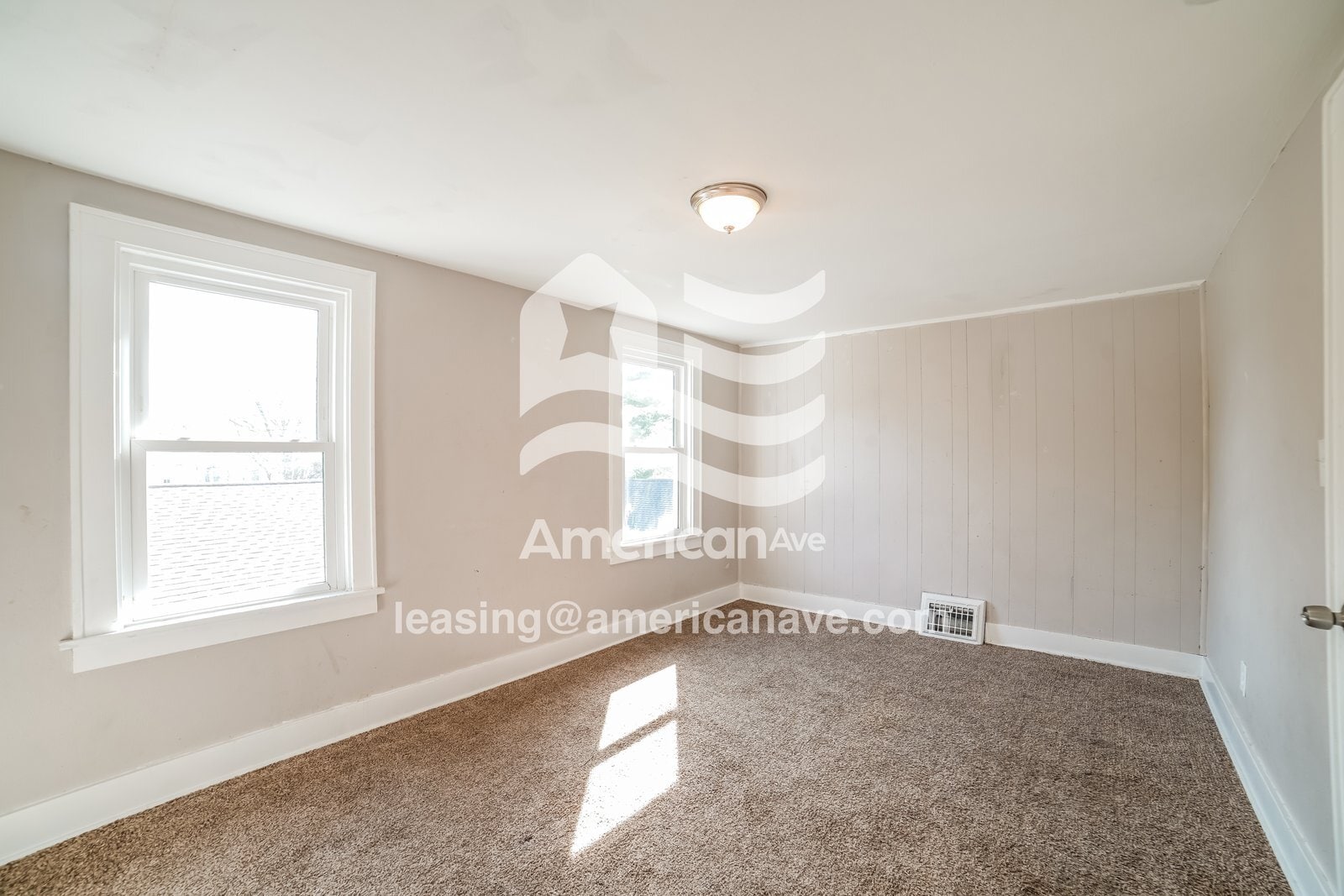 Building Photo - 110 Court Dr