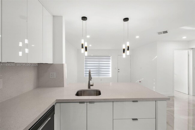 Building Photo - 7662 SW 152nd Ave