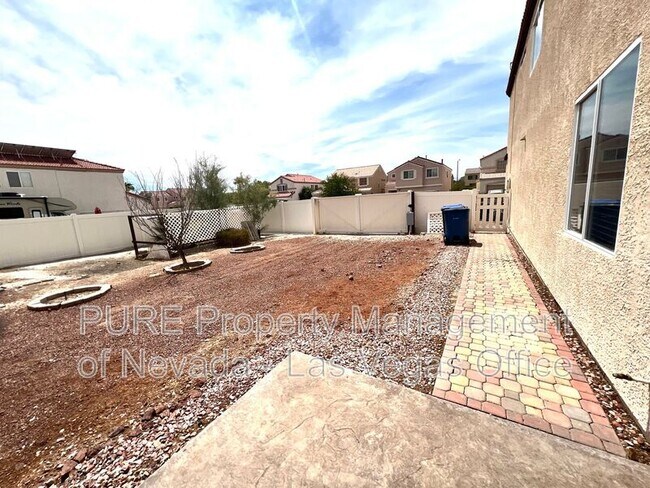 Building Photo - 6712 Petrified Forest St