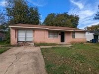 Building Photo - 3827 Black Oak Dr