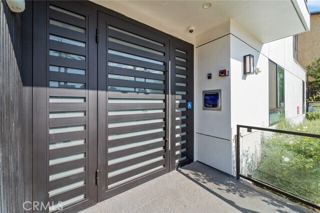 Building Photo - 7510 Sepulveda Blvd