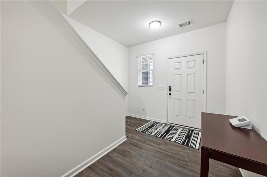 Building Photo - 3294 Tarian Way