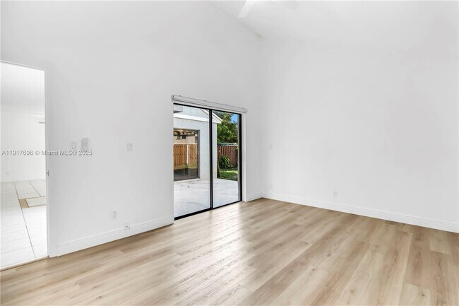 Building Photo - 617 NW 132nd Terrace