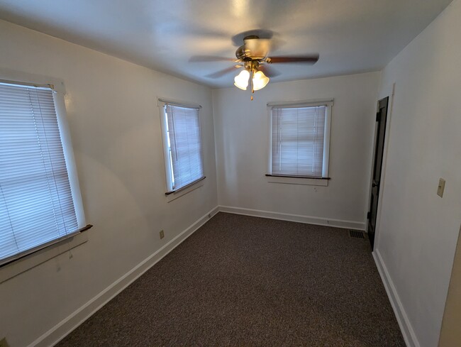 bedroom #1 w/ceiling fan - 223 S Audubon Rd