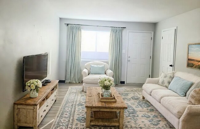 Building Photo - 4307 Ericson Dr