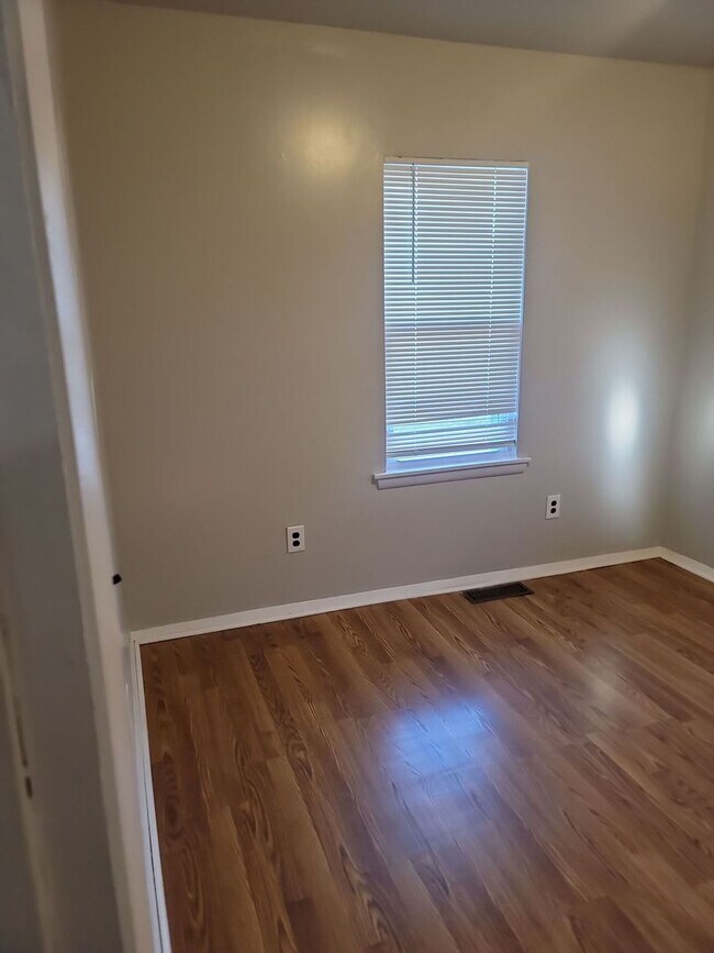 Building Photo - Coming soon-3 bedroom house with garage and basement
