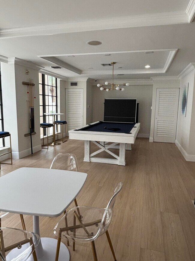 Building Photo - 233 S Federal Hwy