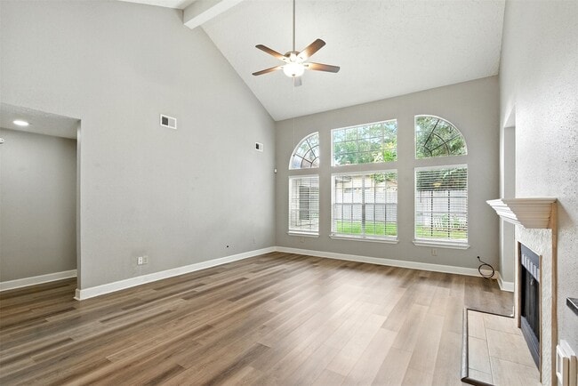 Building Photo - 5438 Garden Village Dr