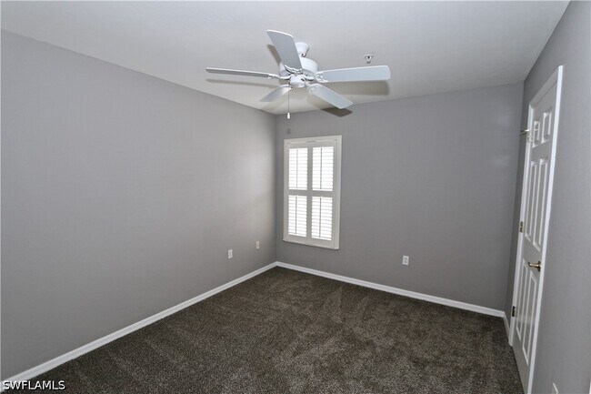 Building Photo - 1055 Albany Ct