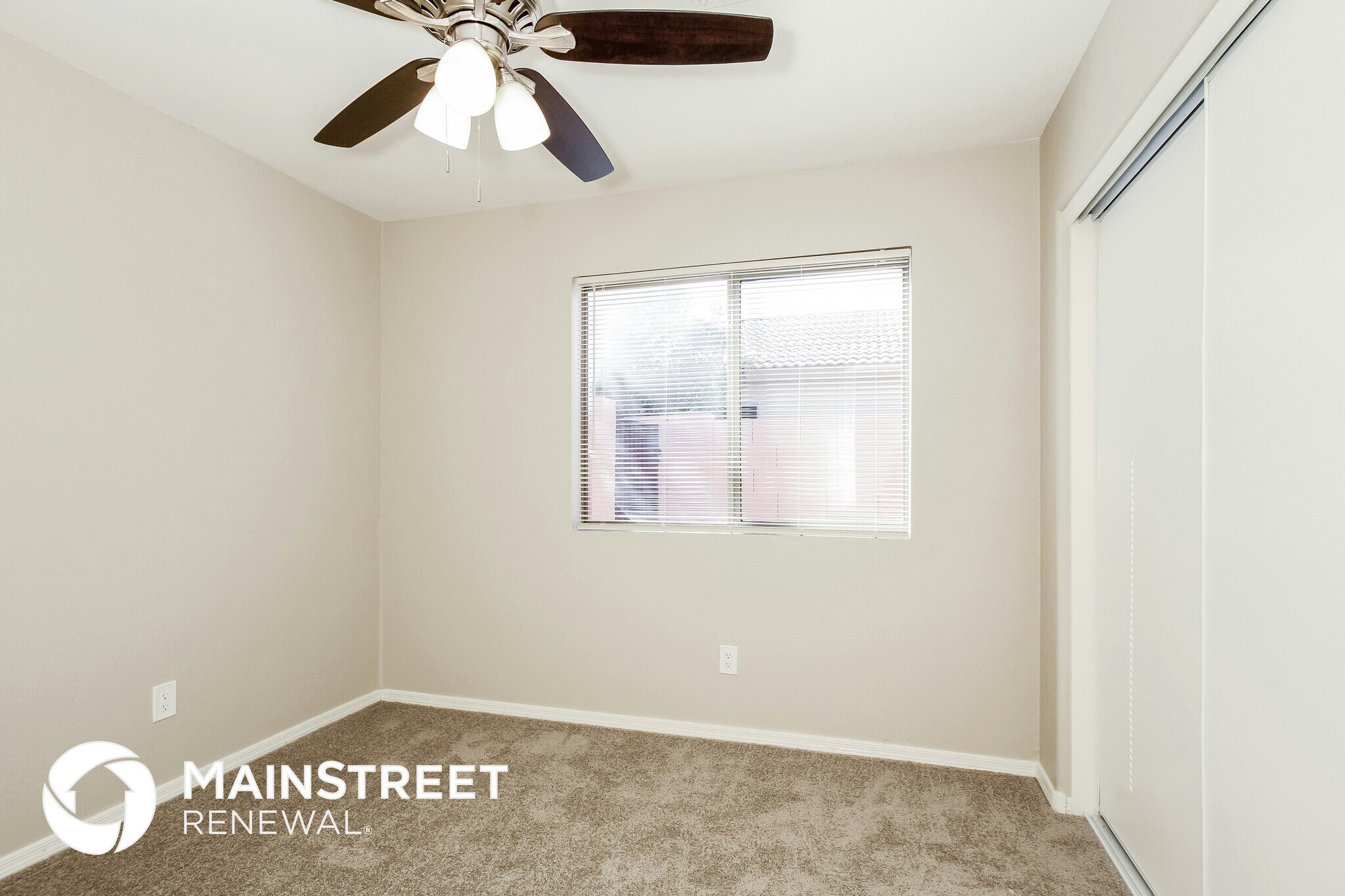 Building Photo - 8815 W Manzanita Dr