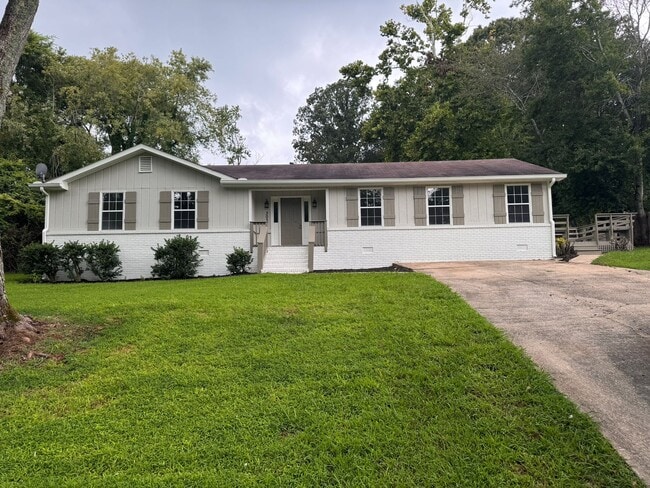 Primary Photo - 3037 Summer Lake Dr