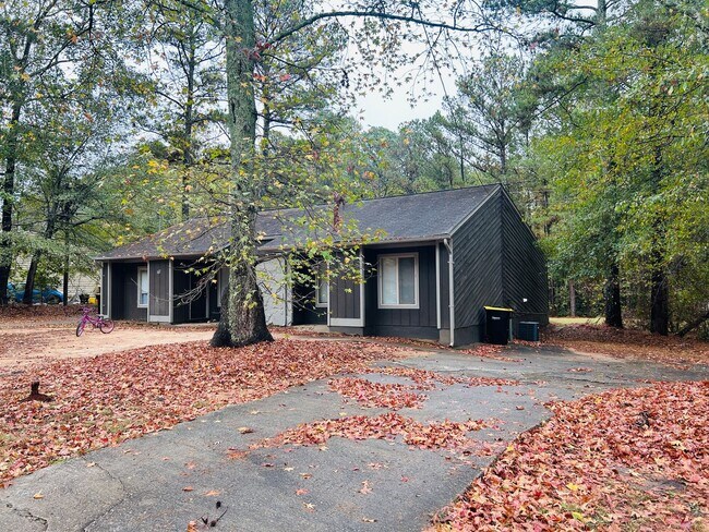 Primary Photo - 140 Summerwood Dr