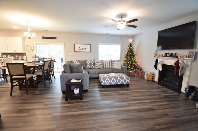 Building Photo - COMING SOON~ 3 Bedroom and 2.5 Bath Home- No Pets