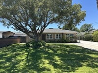 Building Photo - 12776 Ross Ave