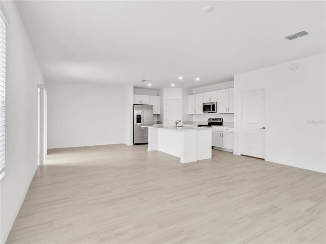 Building Photo - 8505 Bella Mar Trl E